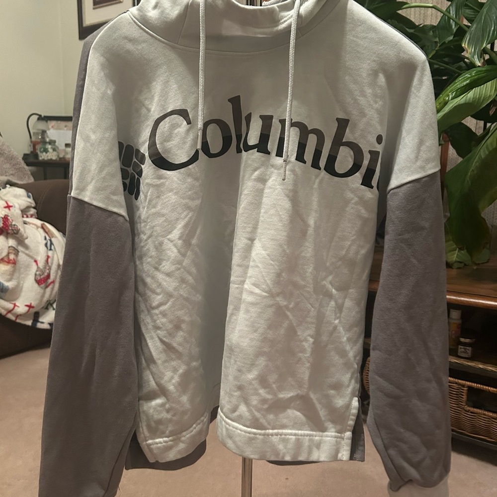 Columbia Gray and White Hoodie
